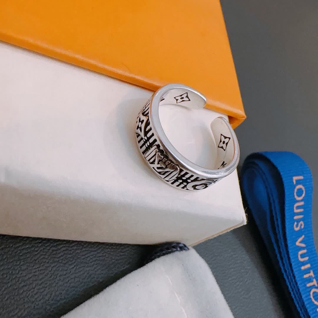 Louis Vuitton Silver Ring